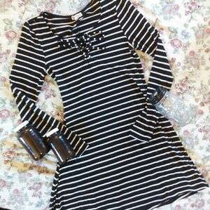 Pinstripe Black White Long Sleeve Flare Dress Size M